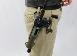 DAIWA HD ROD Holster Black -Visuitrusting Winkel 02 0488d8fc b883 452d 9b3b 3a55e5b962ff
