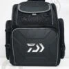 Daiwa Tackle Backpack FB-106 -Visuitrusting Winkel Daiwa Tactical Surf Bag 1