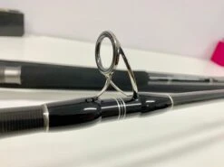 MC Works Raging Bull 98 XS-2 -Visuitrusting Winkel image 3e8d8b03 5cc0 4662 b5e0 00ca9de281e7