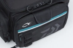 Daiwa Emeraldas Hip Bag (C) Black -Visuitrusting Winkel ph003 a67c1e4d 219b 40a8 a850 f11db61213ac